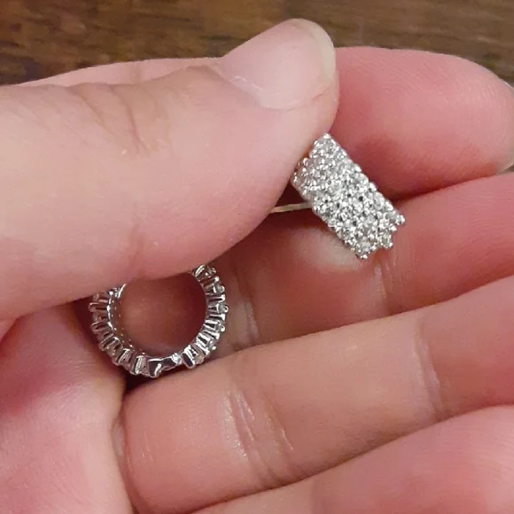 Super shiny and cute earrings - Picture 2 of 5